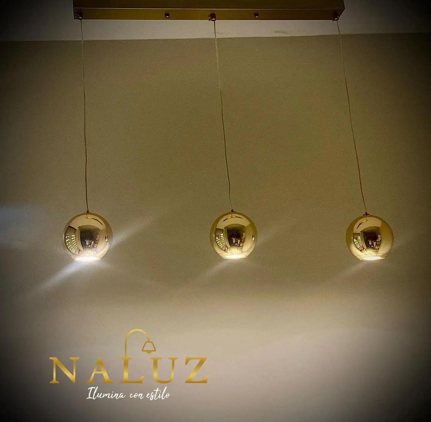 Lámparas LED y material eléctrico en Loja - Bombilla LED BULLET (60W)